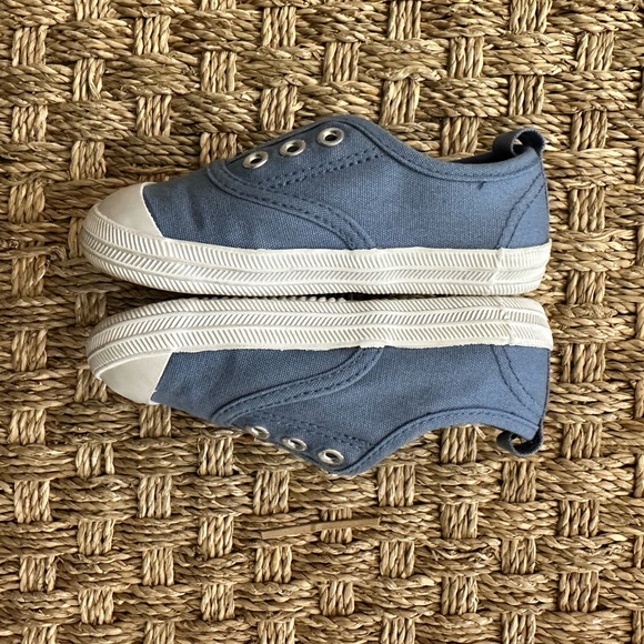 H&M Spring Blue Slip-on Toddler Sneakers - Picture 4 of 10